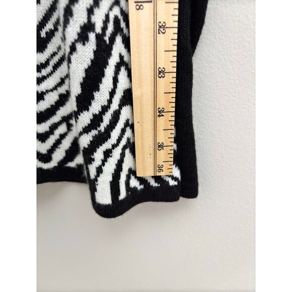 Black & White Zebra Animal Print Long Sleeve Midi Soft Sweater Shift Dress-Large - Picture 7 of 7